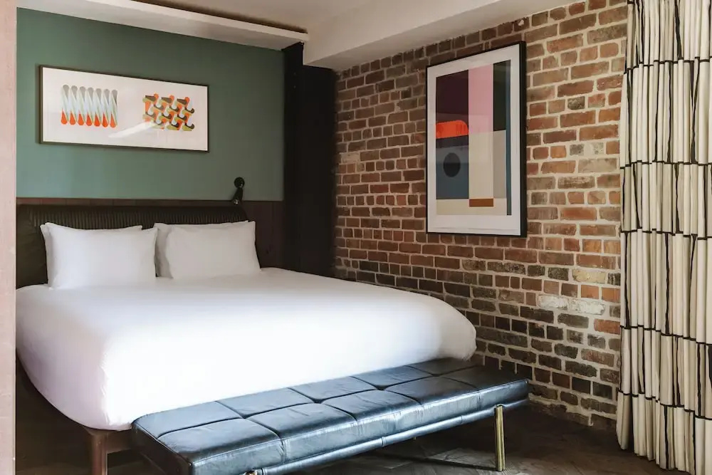 Double Warehouse (full double bed)