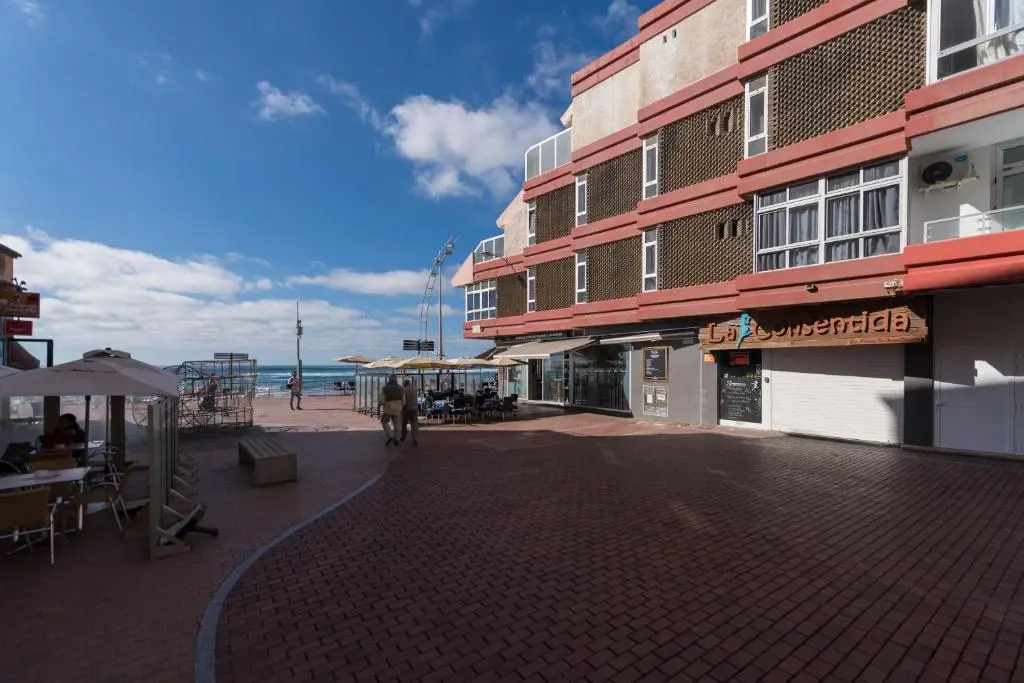 Yellow Sun Marine I By CanariasGetaway