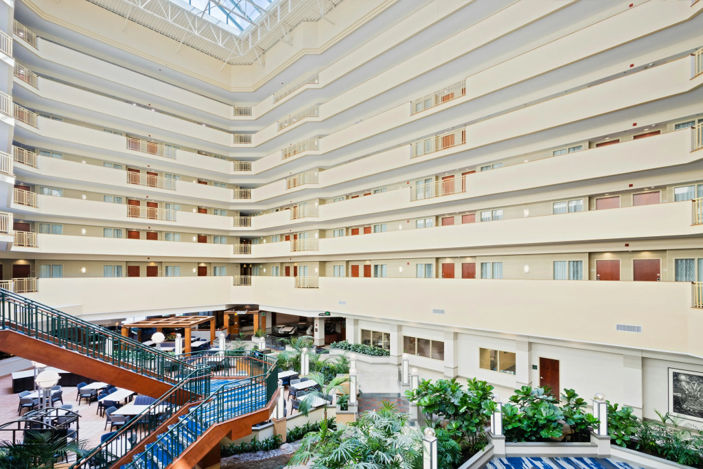 Embassy Suites by Hilton Tampa USF Near Busch Gardens - Général