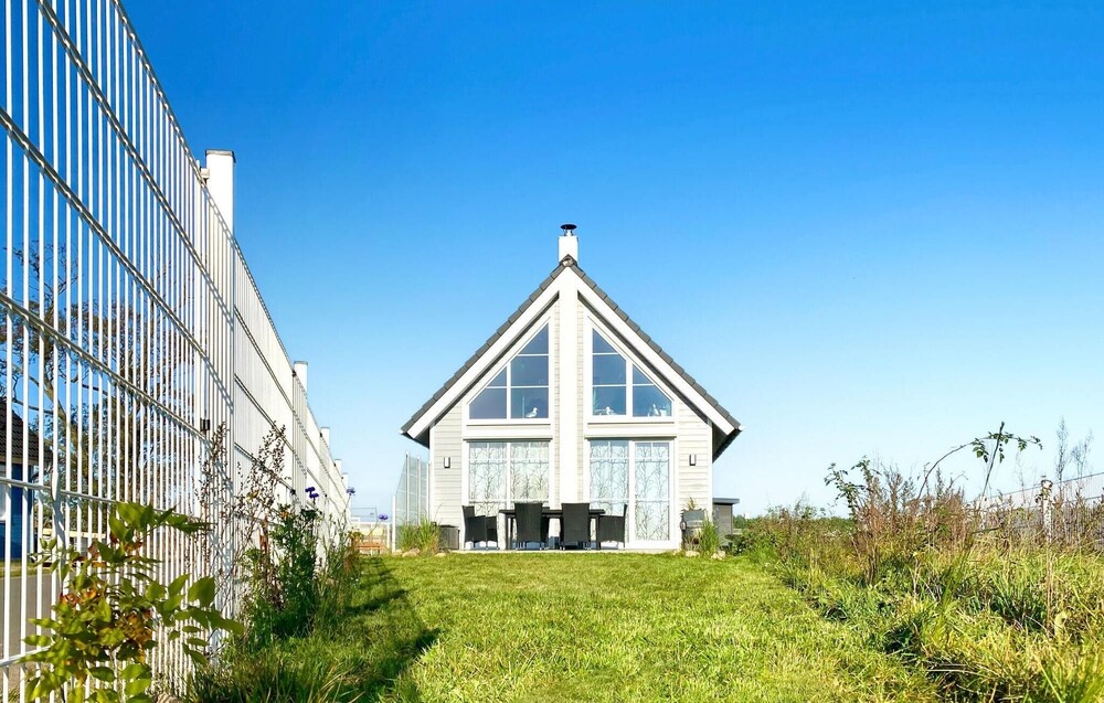 Nice Home in Zerpenschleuse With 2 Bedrooms and Wifi