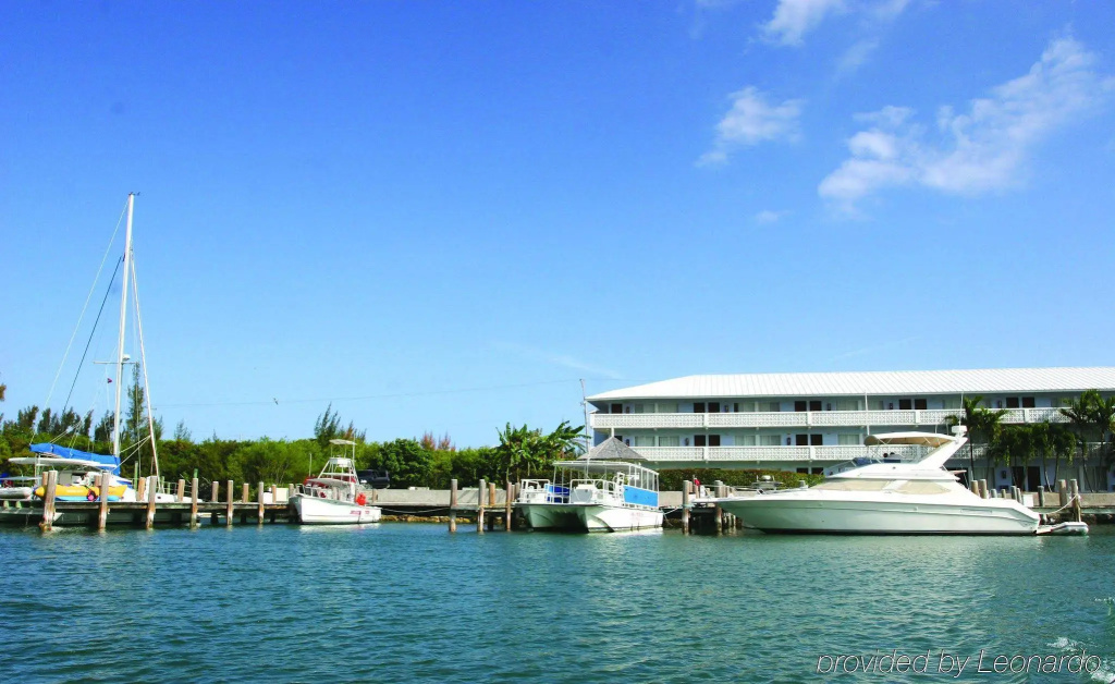 Beach & Waterfront