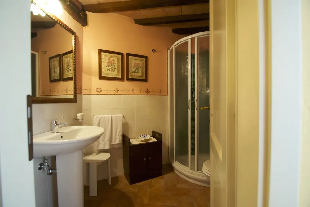 Albergo Torre Sangiovanni - Chambres