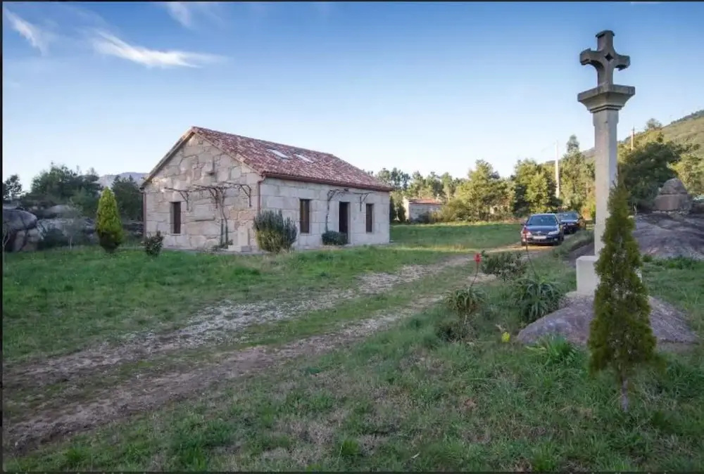 106307 House In Vilar De Parada