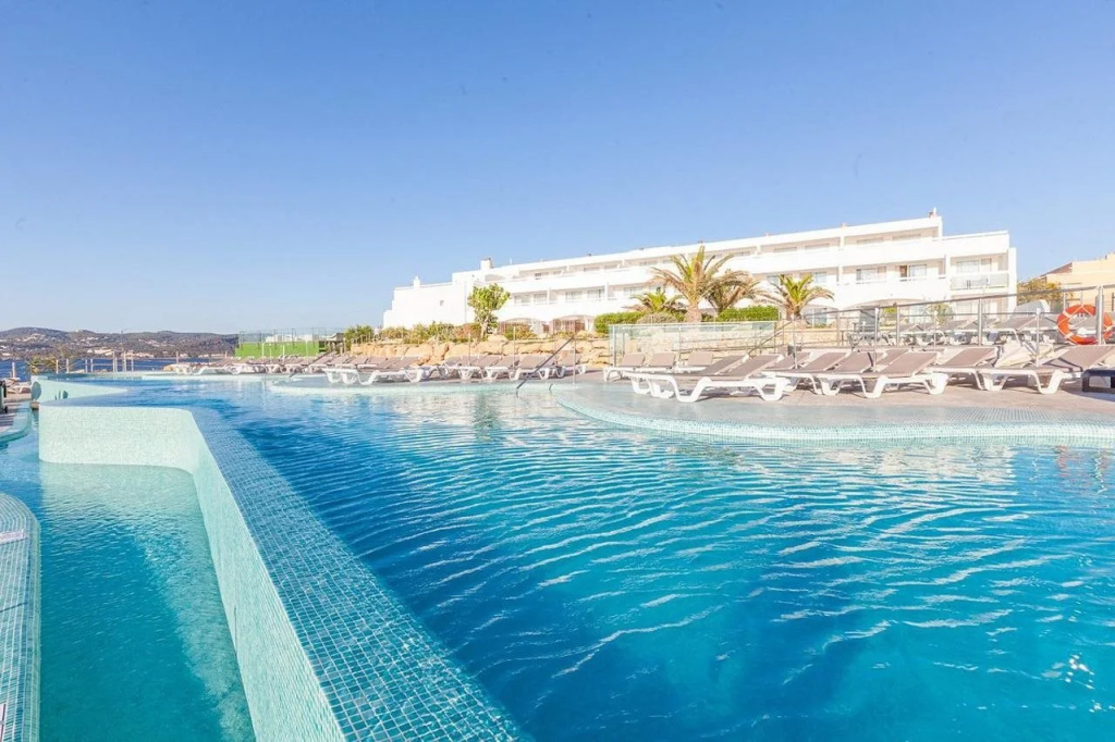 Sirenis Seaview Country Club - Général