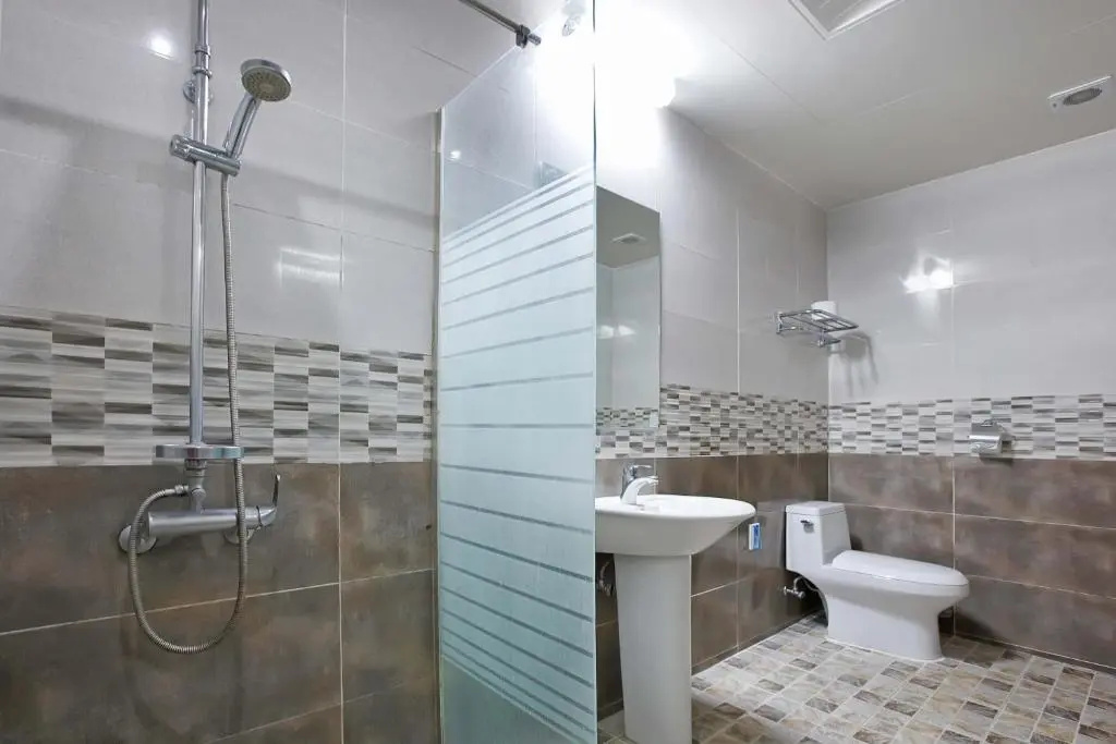 2 Bedrooms Triple Family Suite