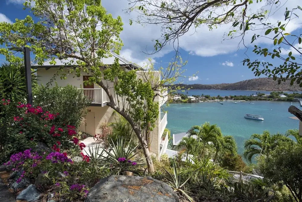 Beach & Waterfront