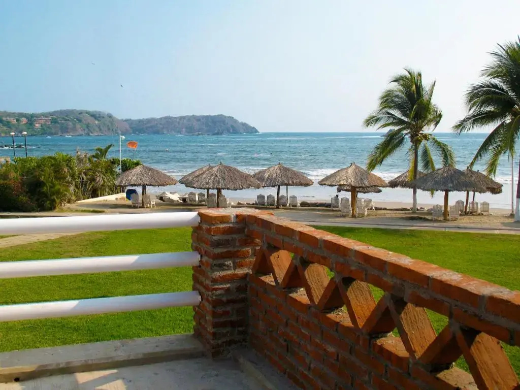 Standard Double room with sea view (full double bed)