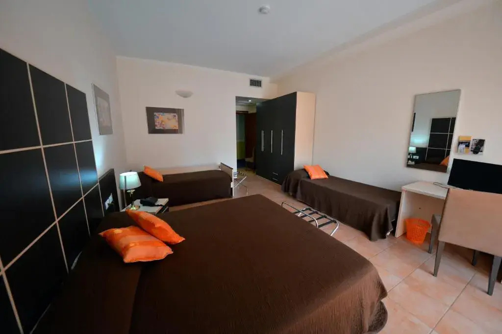 Hotel photo 32