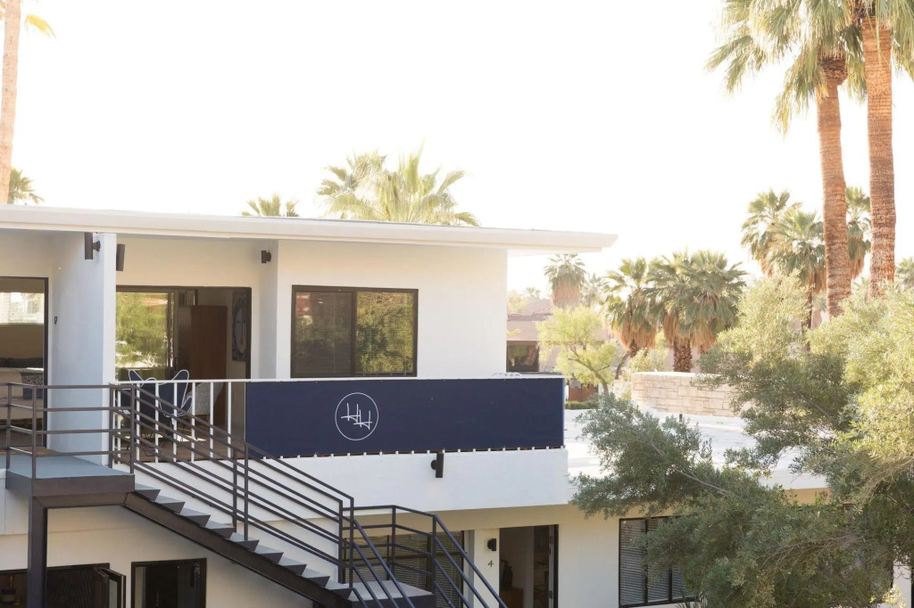 Holiday House Palm Springs by null