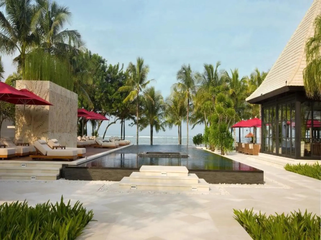 The Royal Santrian Serenity Villas By The Sea