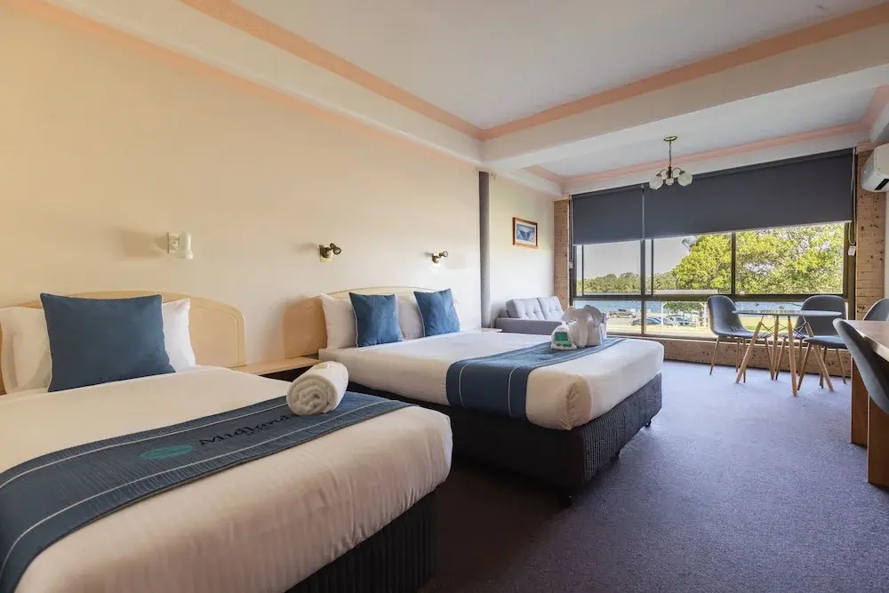 Standard room with river view