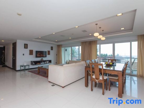The Palms, Kamala Beach