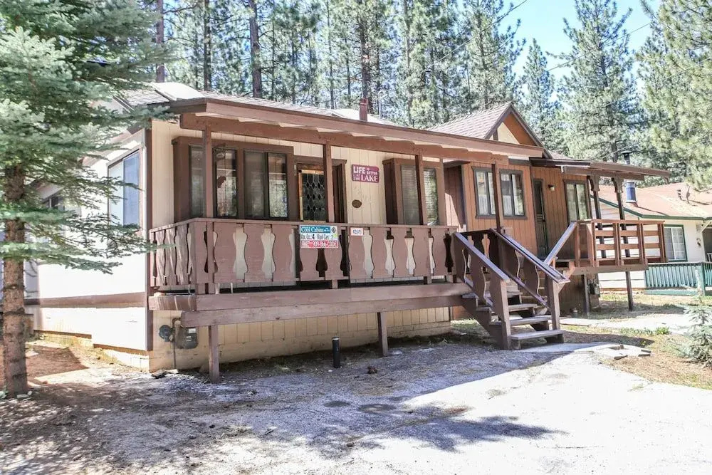 Black Bear Lodge