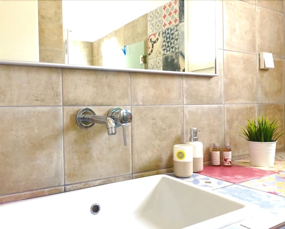 Morfeas Pension by null