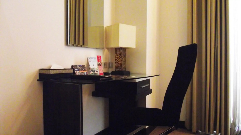 Golden Flower Hotel Bandung - фото 6