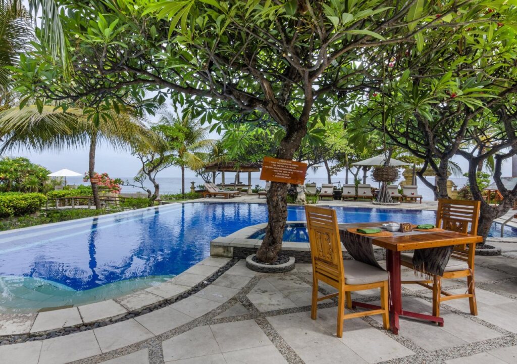 Arya Amed Beach Resort