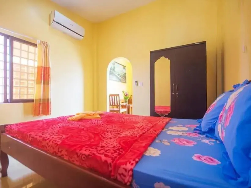 Standard Quadruple room (full double bed)