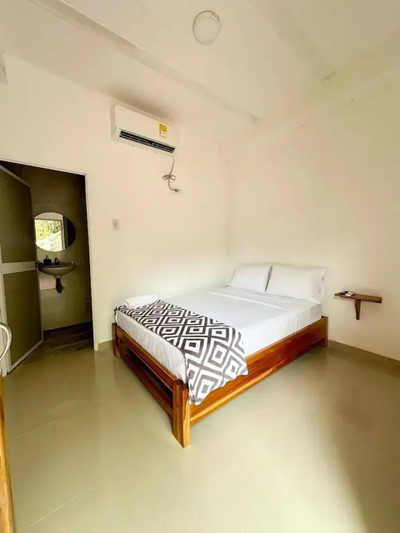 Economy Double room with pool view (full double bed)