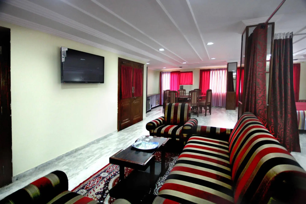 Hotel photo 12