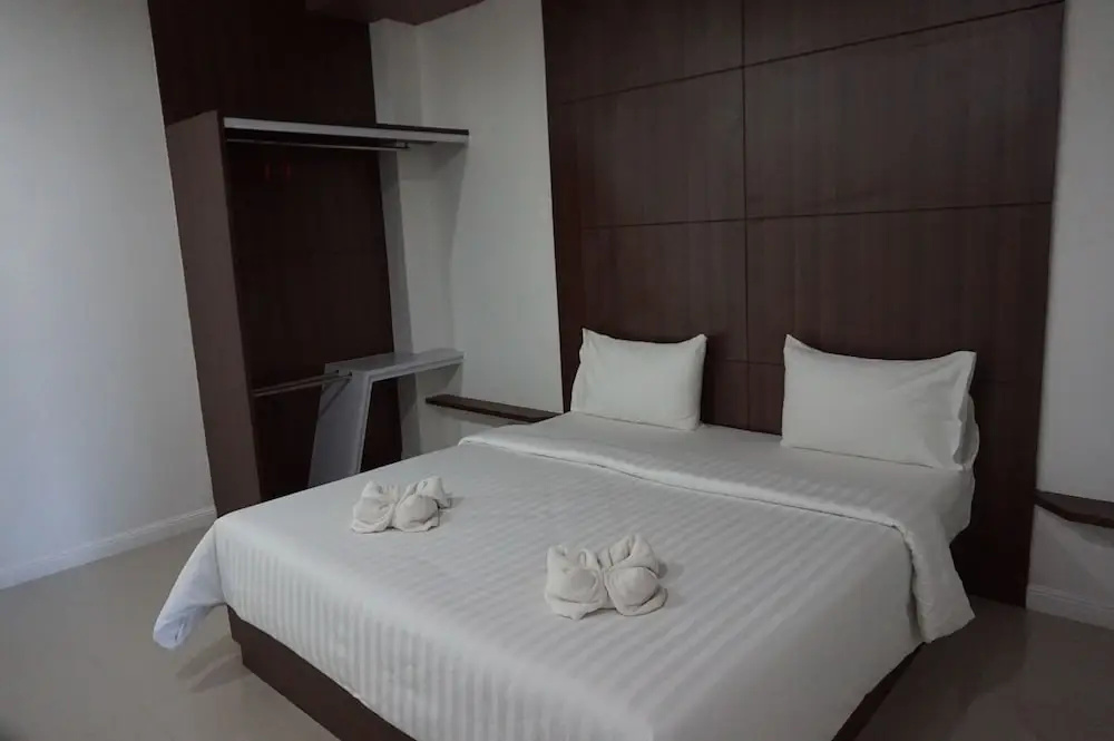 Standard Double room with balcony (full double bed)