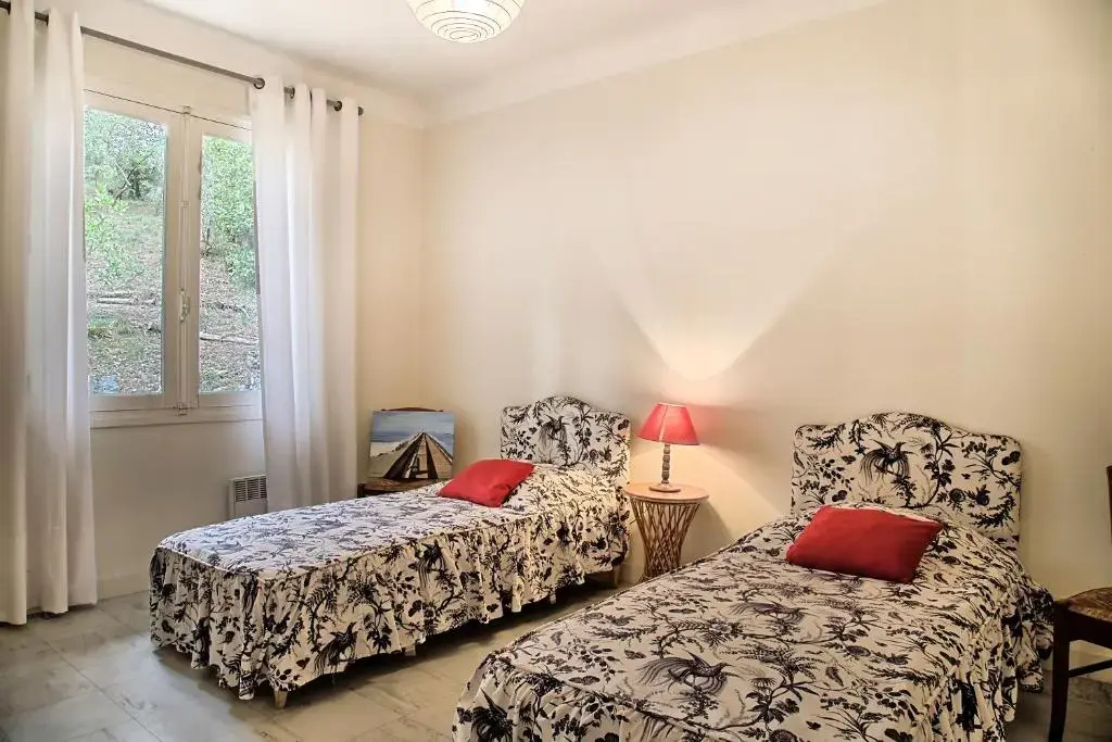 Voir la photo 3 — Villa Le Menez Avec Vue Sur Le Lac Marin Pour 10 Personnes