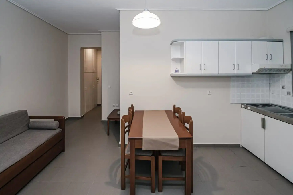 Double Suite (full double bed)