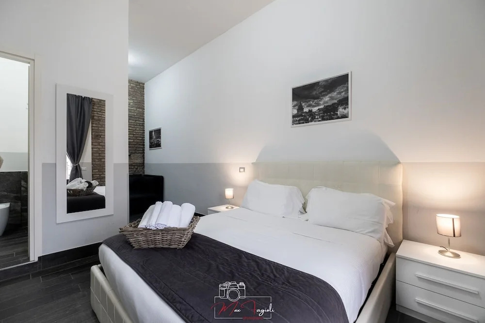 Одноместный номер Standard двуспальная кровать в Arch Rome Suites