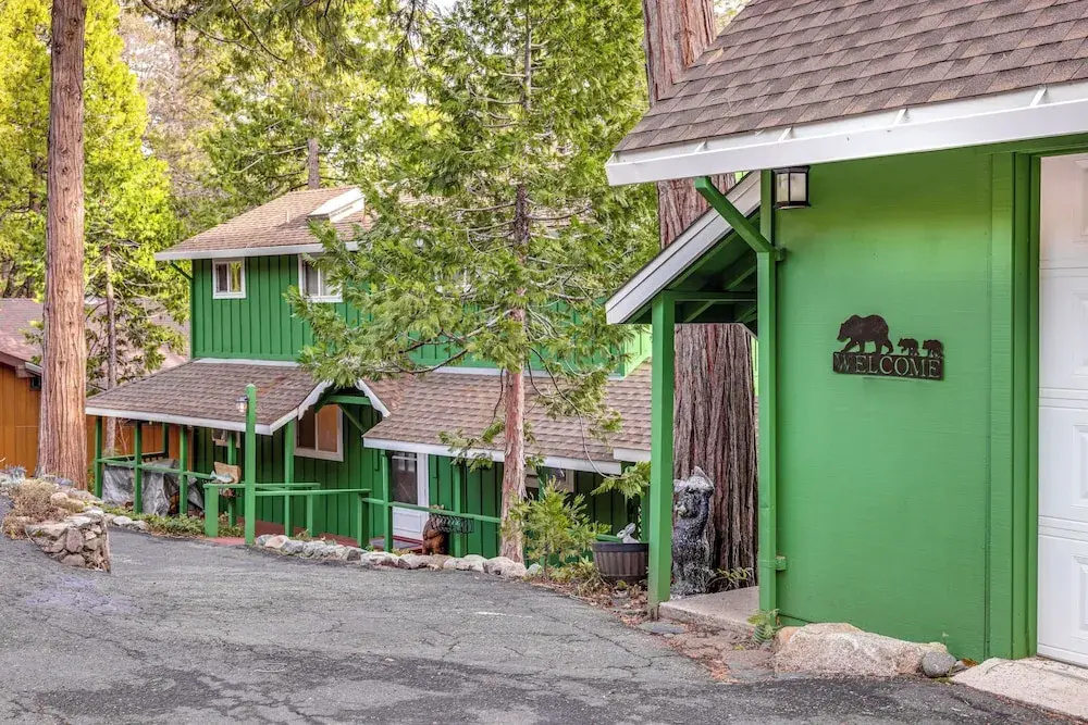 Cozy Mi-wuk Village Cabin: 18 Mi to Dodge Ridge!