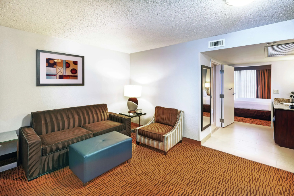 Embassy Suites by Hilton Dallas Market Center - Général