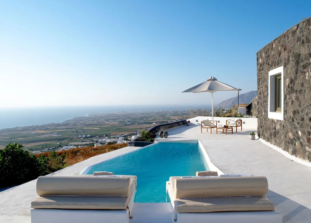 Aregou Villas