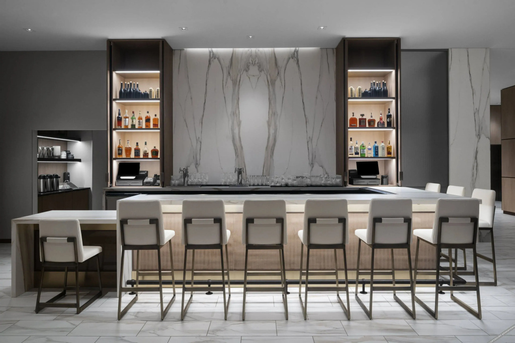 Food & Beverage