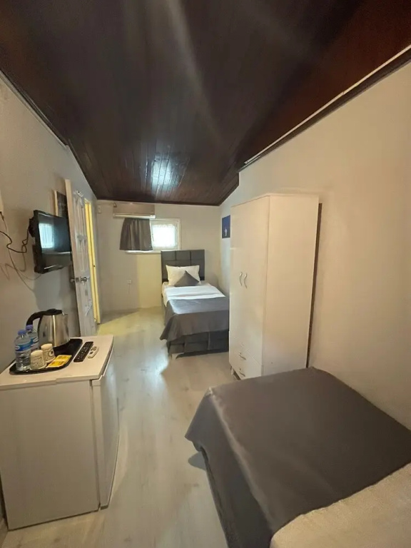 Old Mile Suites — 5