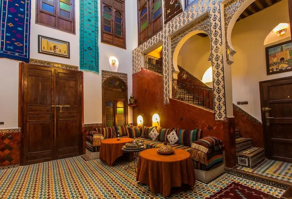 Lobby & Reception