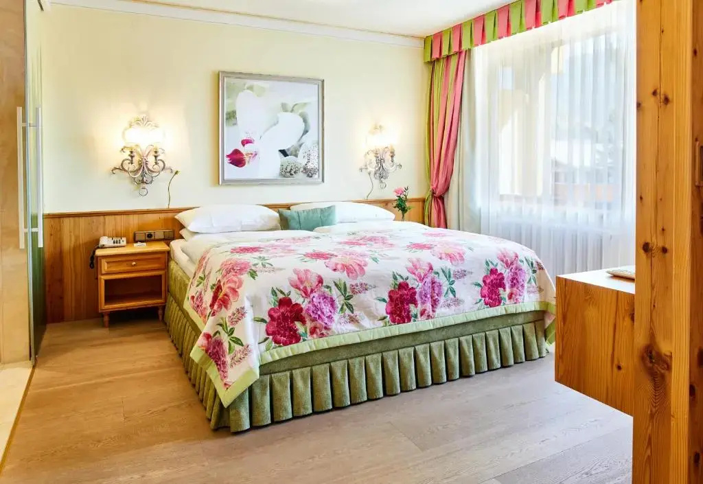 Hotel Salzburgerhof - Chambres