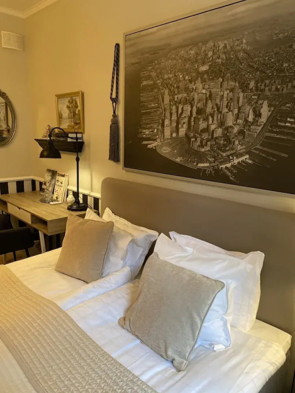 Economy room