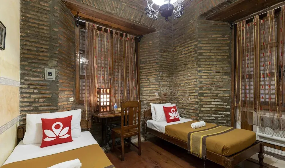 Standard Double room (twin beds)