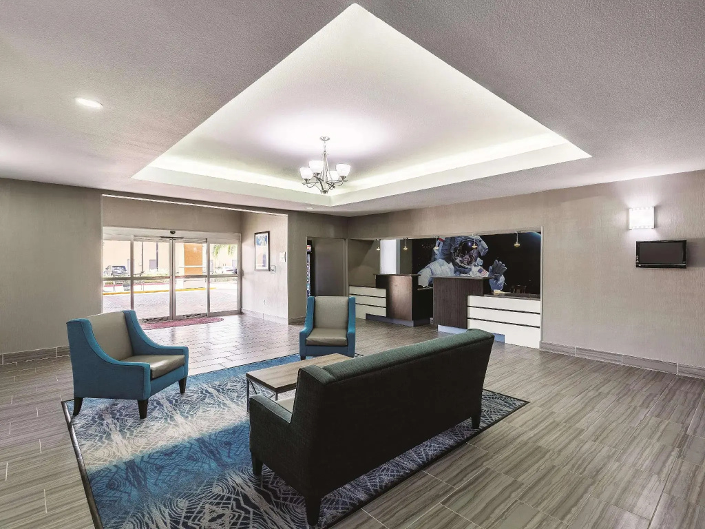 Platinum Inn & Suites Webster - Général