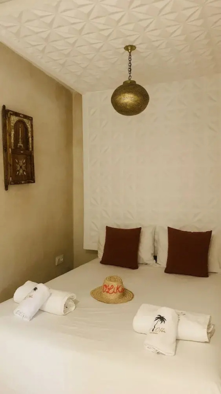 Economy room