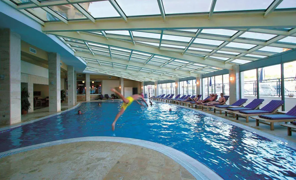 Hotel photo 11