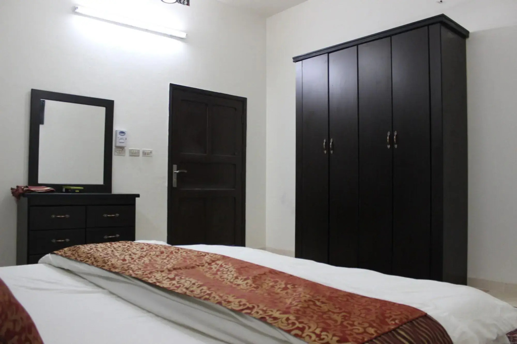 Al Eairy Furnished Apartments Al Baha 4 - фото 3