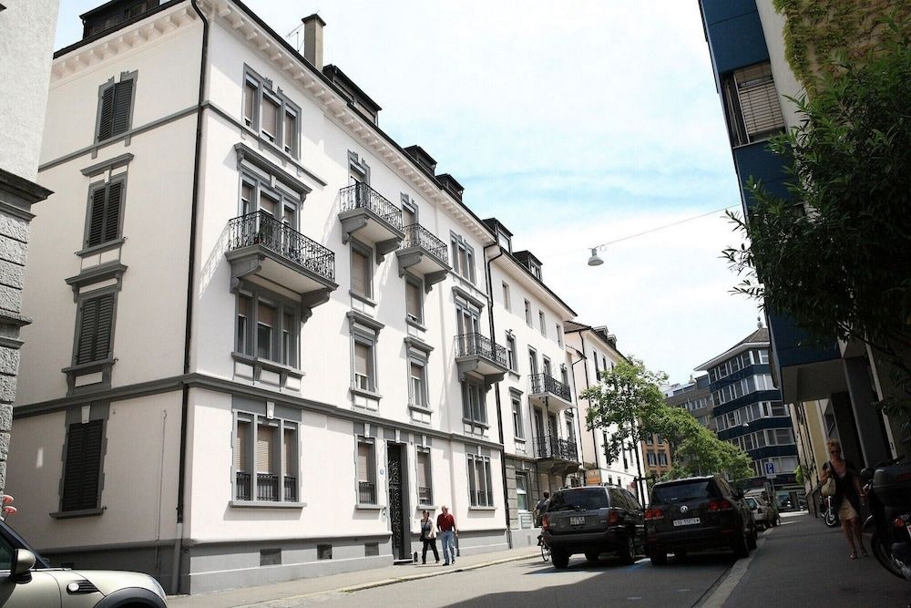 VISIONAPARTMENTS Zurich Cramerstrasse 8-12 in Zurich