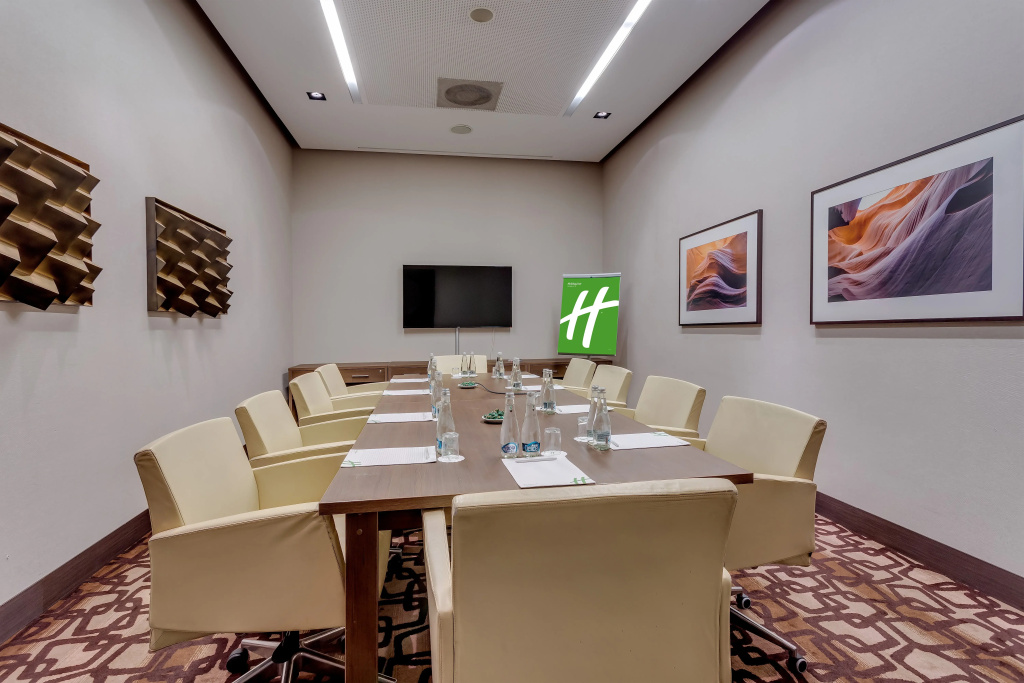 Holiday Inn Resort Warszawa Józefów**** by IHG - Général