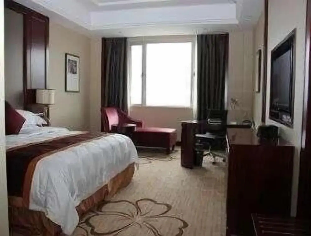 標準雙人房，配有大床