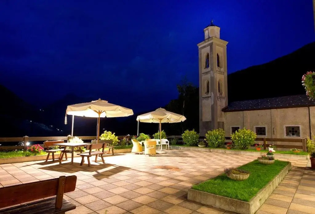 Cardo hotel