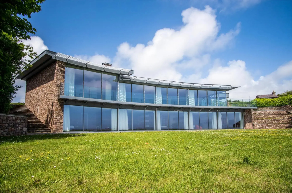 Bryn House - Luxurious 5 Bedroom Holiday Home - Penmaen