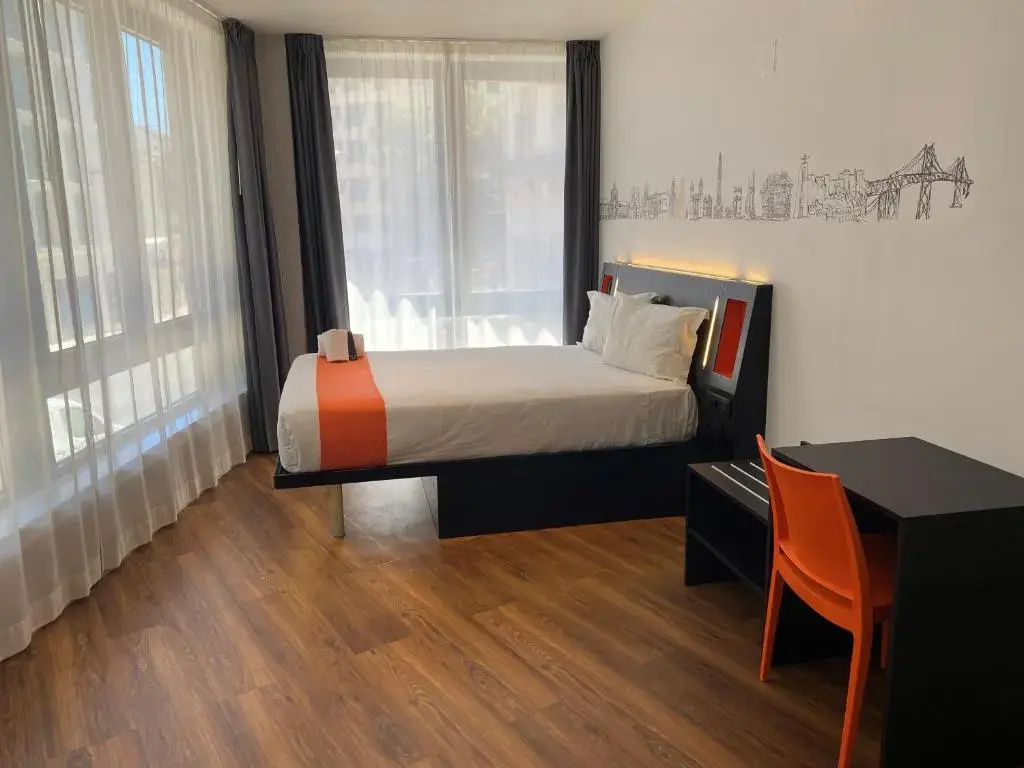 Accessible Double room (full double bed)