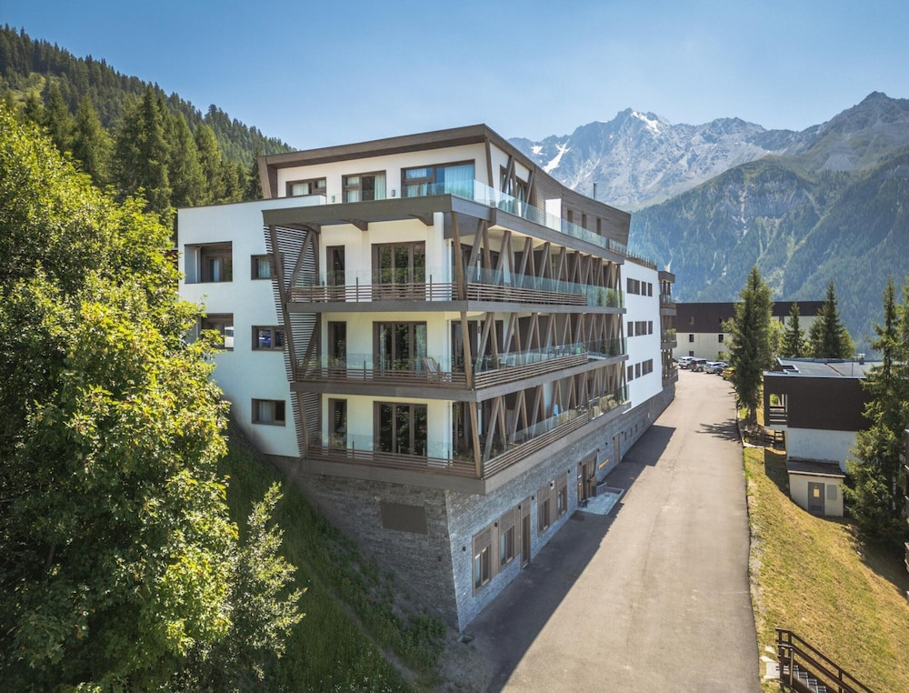 Alpine Apartment in Peisey-vallandry