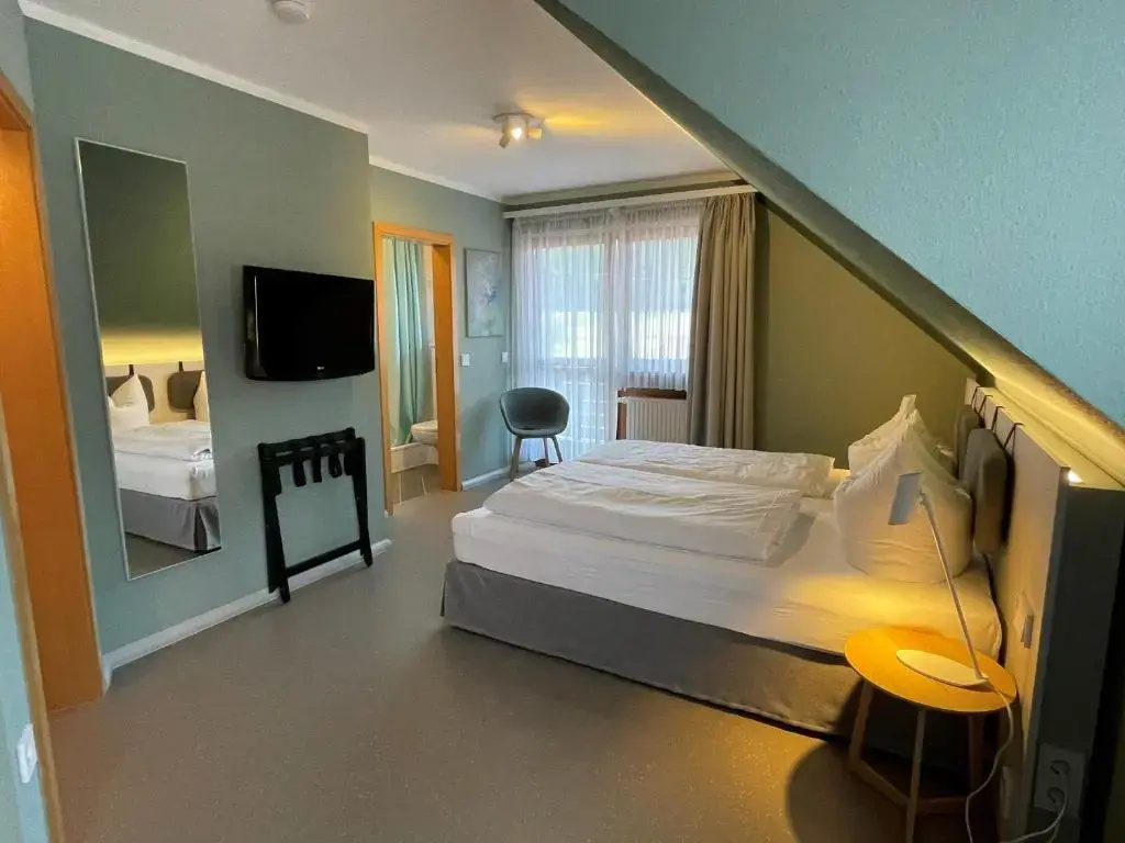 Superior Double room (full double bed)