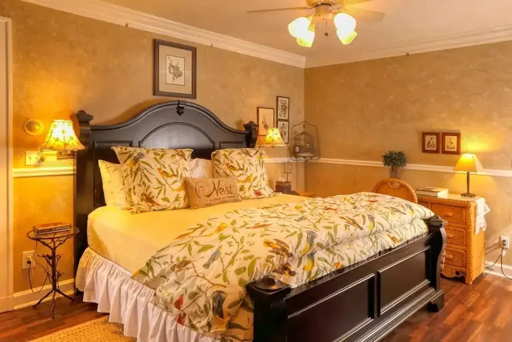 Superior Double room (full double bed)