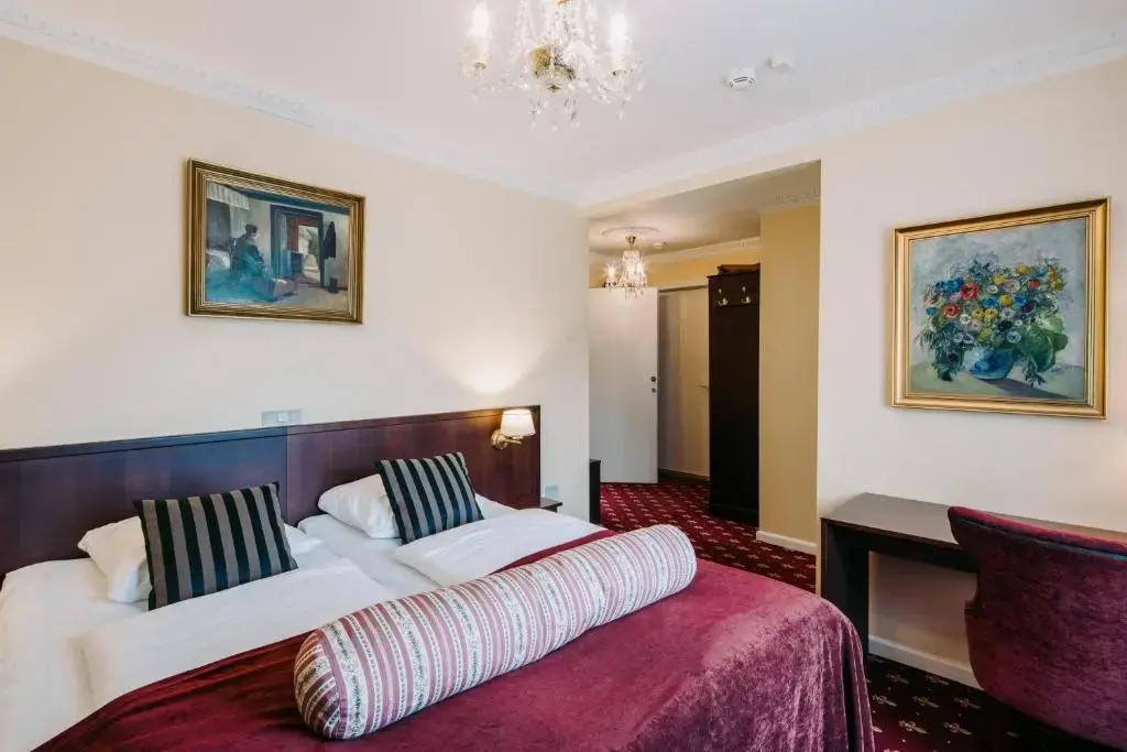 Standard Double room full double bed